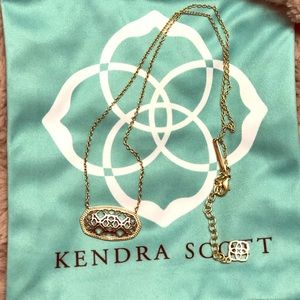 AMAZING!! KENDRA SCOTT DOLLIE NECKLACE. HTF!!